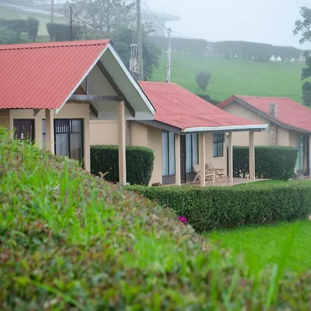 Cabinas En Zarcero